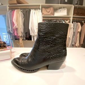 Something Navy Wesley cowboy bootie